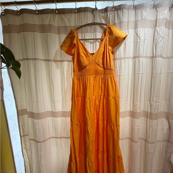 Express Dresses & Skirts - Express Orange V-Neck Tiered Maxi Dress